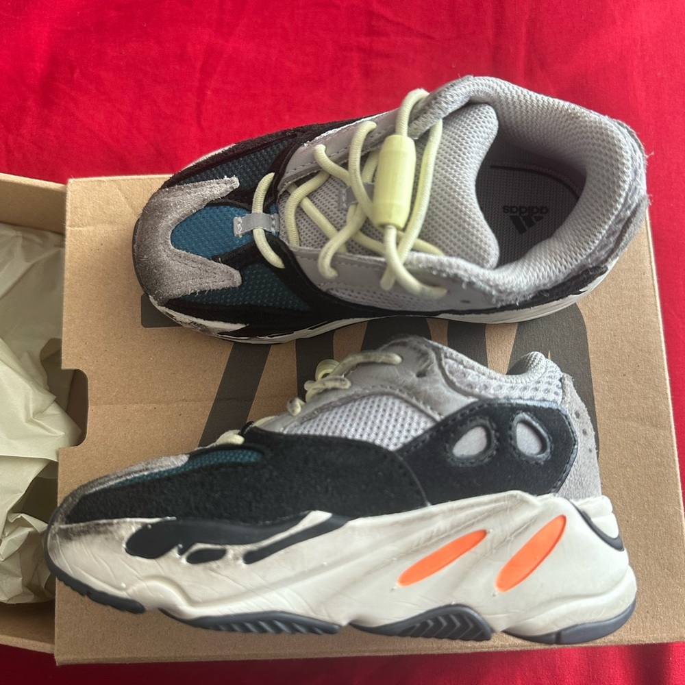 Adidas Kids' Yezzy Wave Runner Toddler